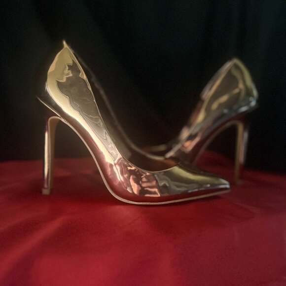 Daisie Rose Gold Patent Pumps - Picture 1 of 5
